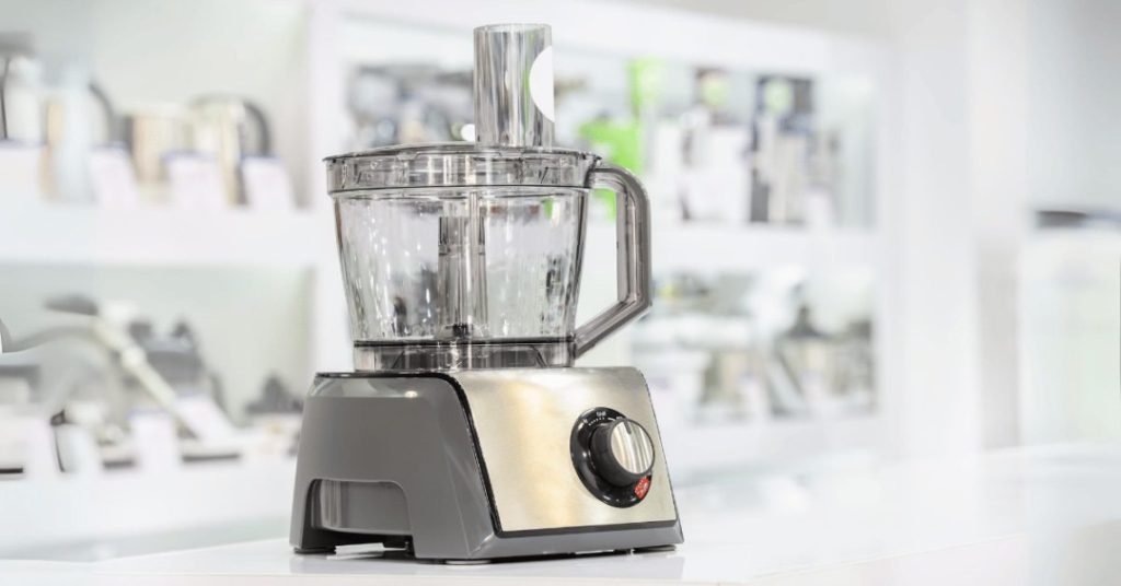 using food processor to chop vegetables 2