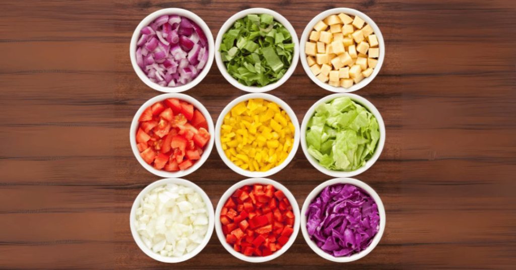 using food processor to chop vegetables 3